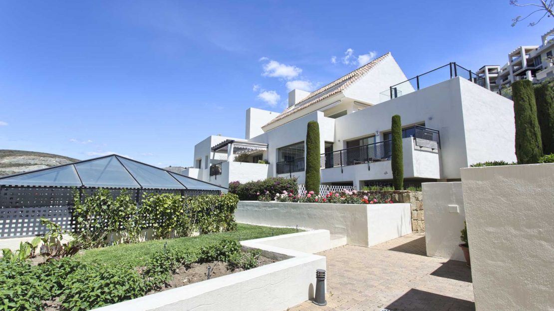2 bed apartment, Benahavis, Estepona, San Pedro