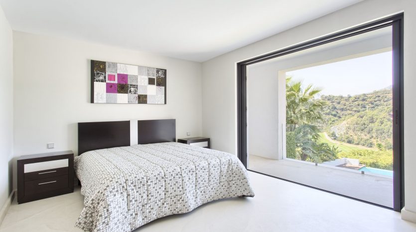 Contemporary Villa – Ref.1914